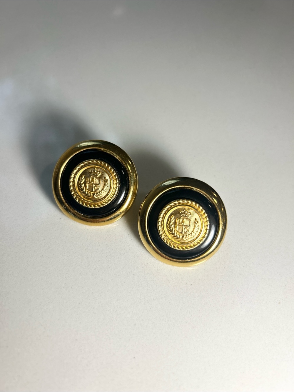 Liz Claiborne Gold and Black Round Hair Clip Set